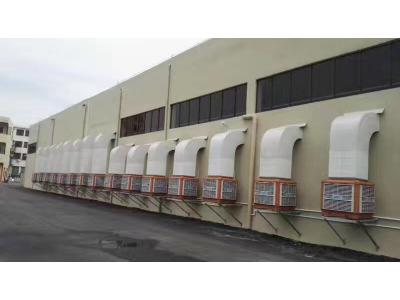 柬埔寨客戶在潤東方廠家訂購98臺環(huán)?？照{冷風機